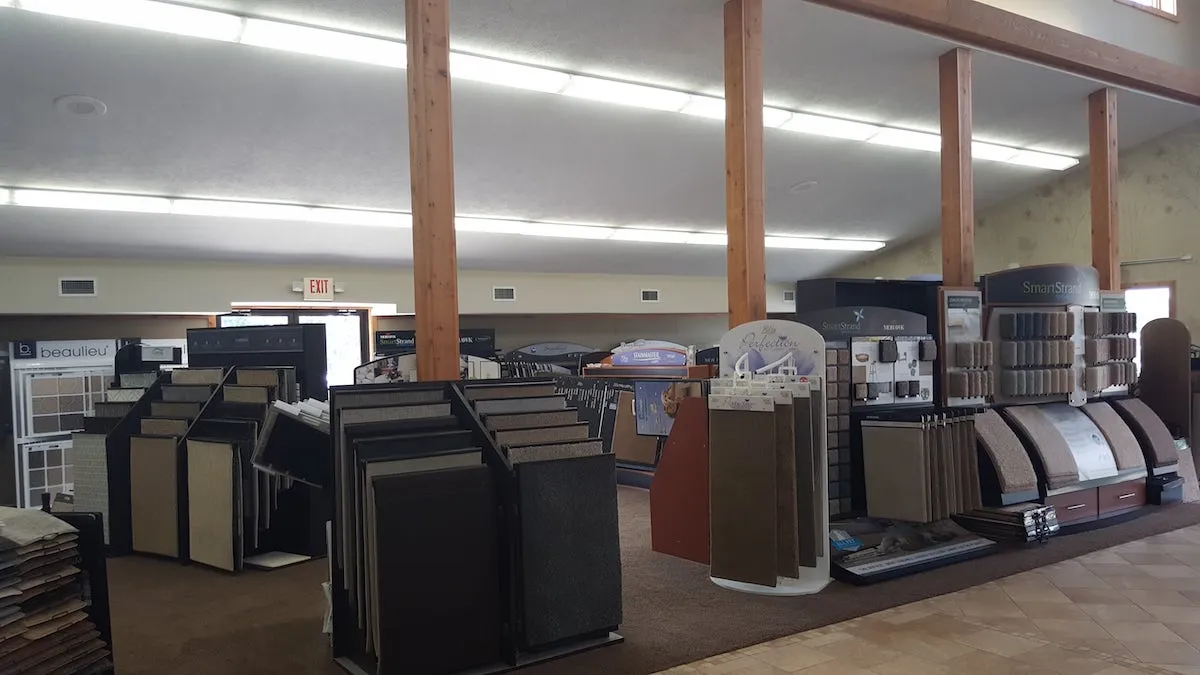 imgi_13_Rockford-Flooring-Carpet-Displays